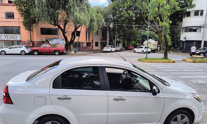 Chevrolet Aveo 1.6 L...