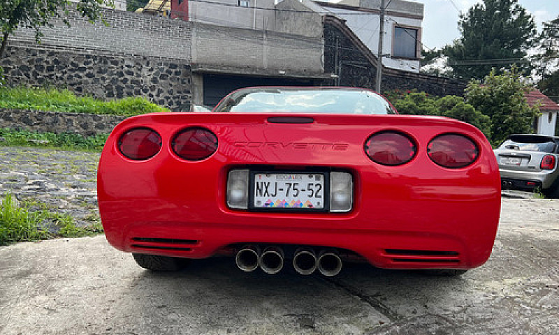 Chevrolet Corvette 5...
