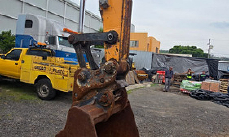 Excavadora De Cadena...
