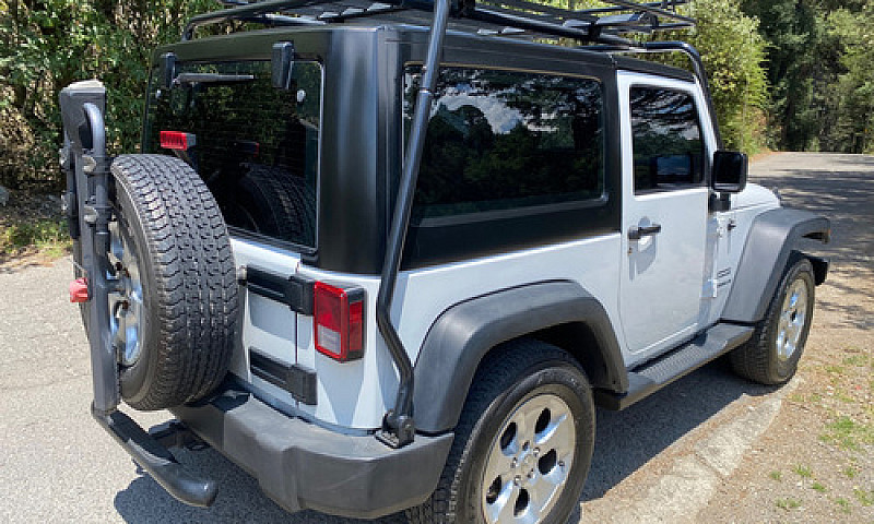 Jeep Wrangler 3.6 Un...