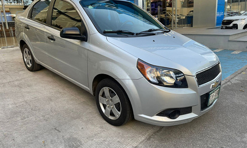 Chevrolet Aveo 2015...