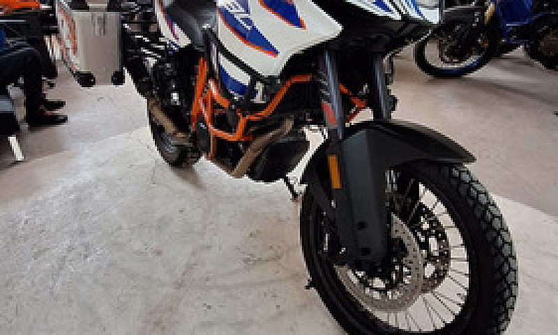 Ktm Adventure 1090 R...