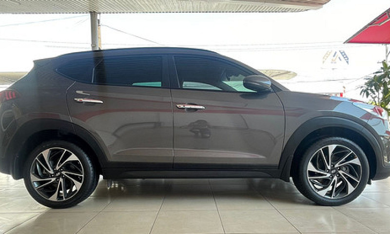 Hyundai Tucson 2.0 L...