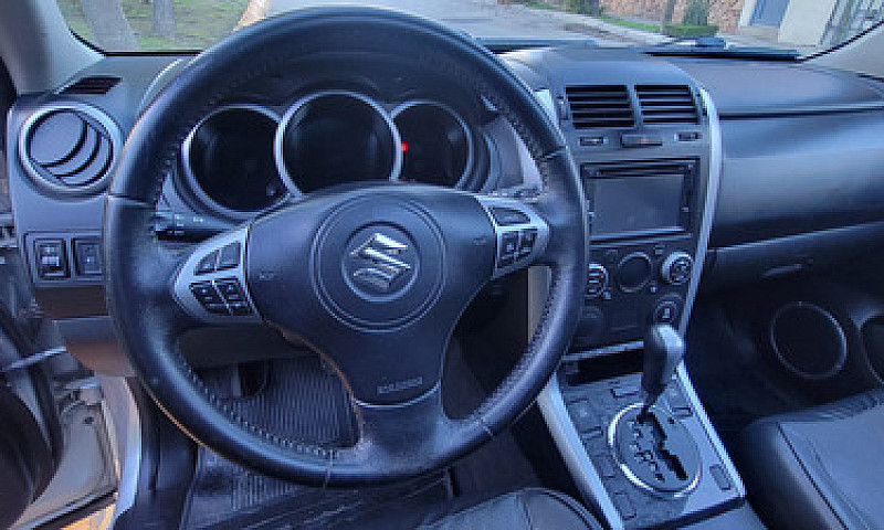 Suzuki Grand Vitara ...