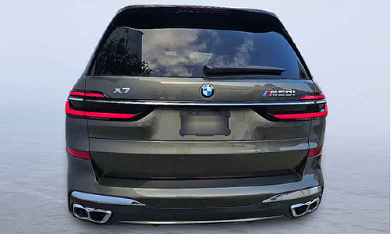 Bmw  X7  2024...