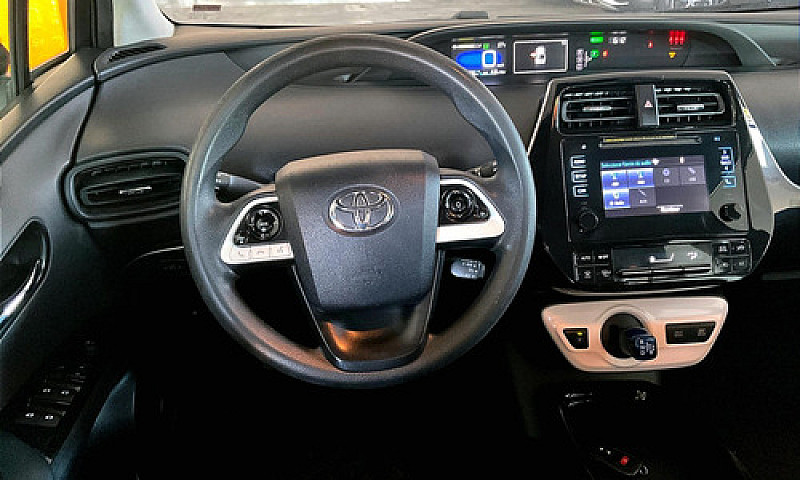 Toyota Prius 2017...