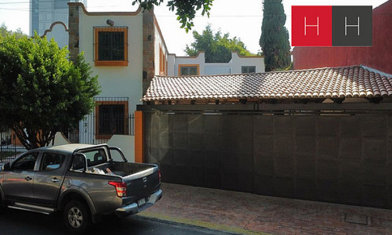 Casa En Venta En Fra...
