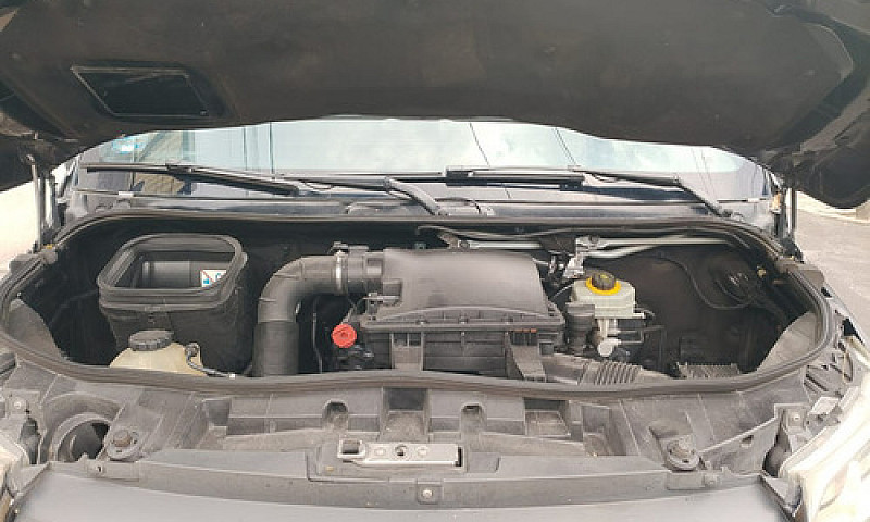 Mercedes-Benz Sprint...