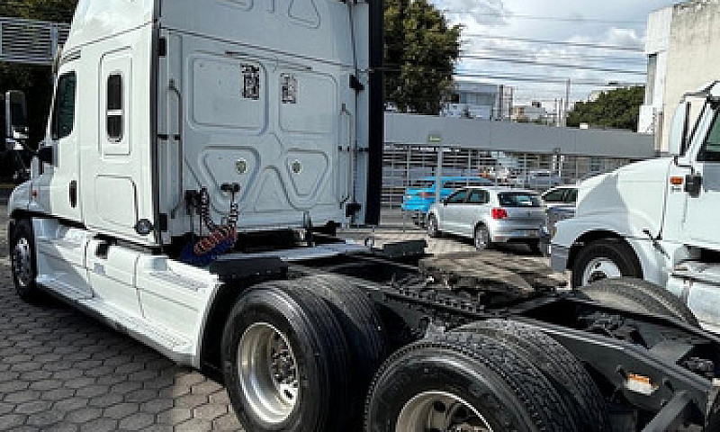 Freightliner Cascadi...