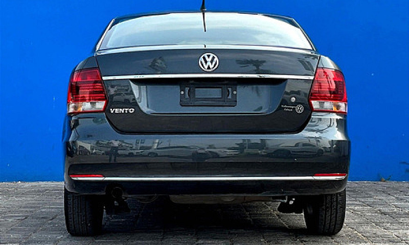 Volkswagen Vento 201...