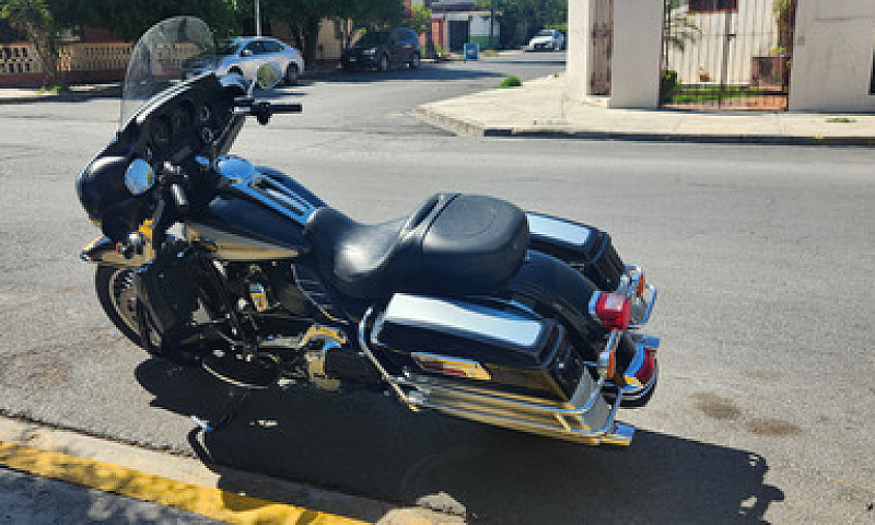 Harley Davidson Ultr...
