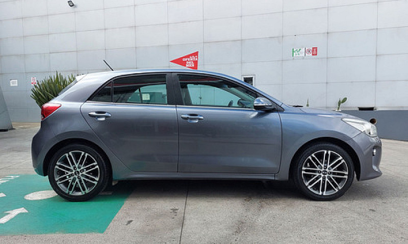 Kia Rio 2018...