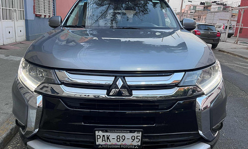 Mitsubishi Outlander...