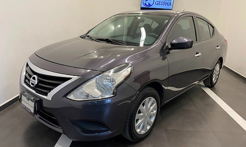 Nissan Versa 2018...