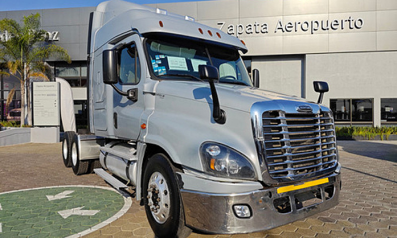 Freightliner Cascadi...