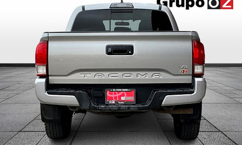 Toyota  Tacoma  2017...