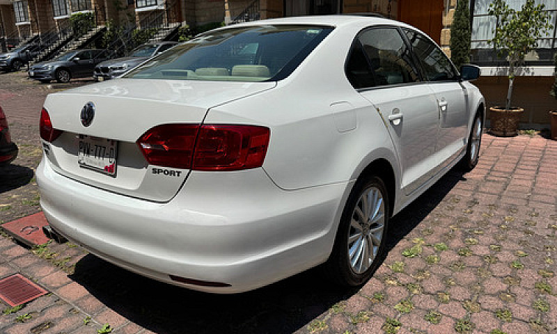 Volkswagen Jetta 2.5...