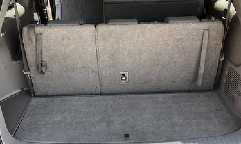 Toyota Highlander 3....