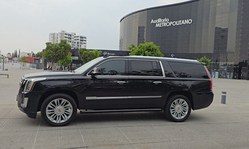 Cadillac Escalade Es...