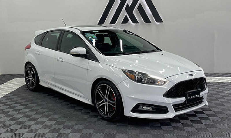 Ford Focus 2016...