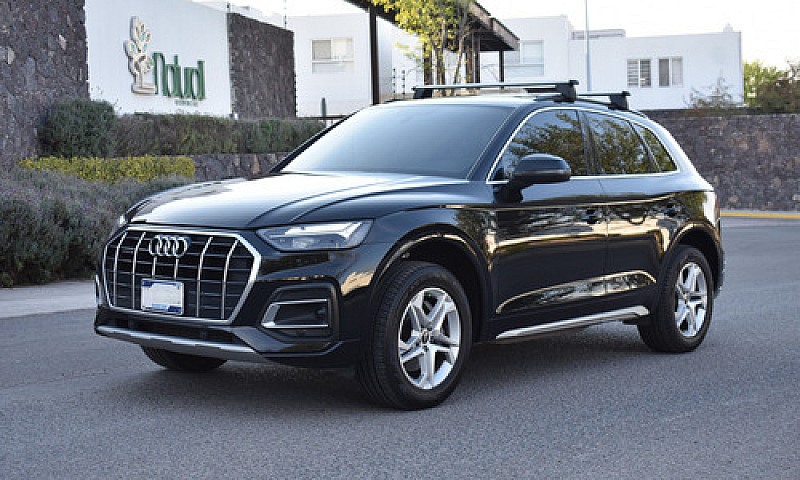Audi Q5 2.0 L 45 Tfs...