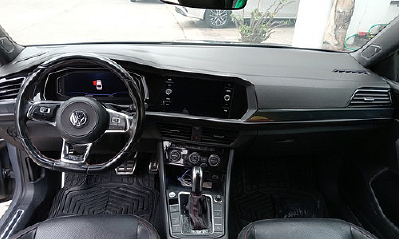 Volkswagen Jetta 2.0...
