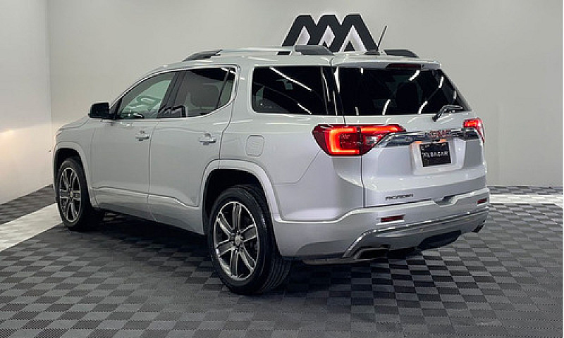 Gmc Acadia 2017...