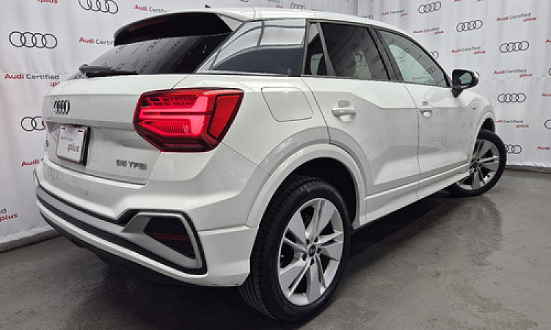 Audi  Q2  2022...