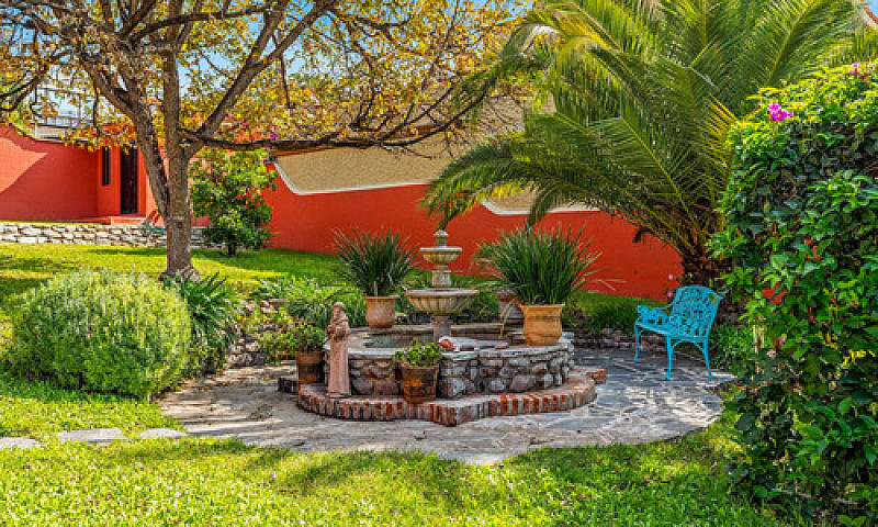 Casa Colonial En Ven...