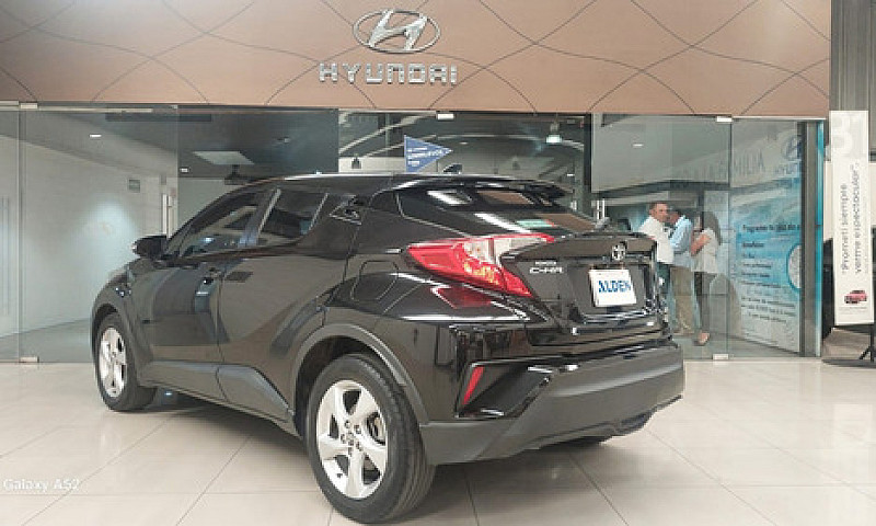 Toyota  C-Hr  2018...