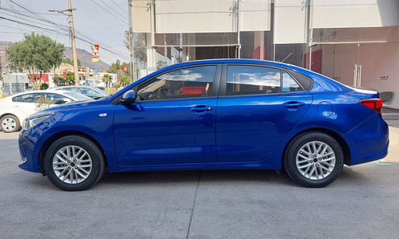 Kia Rio 2020...