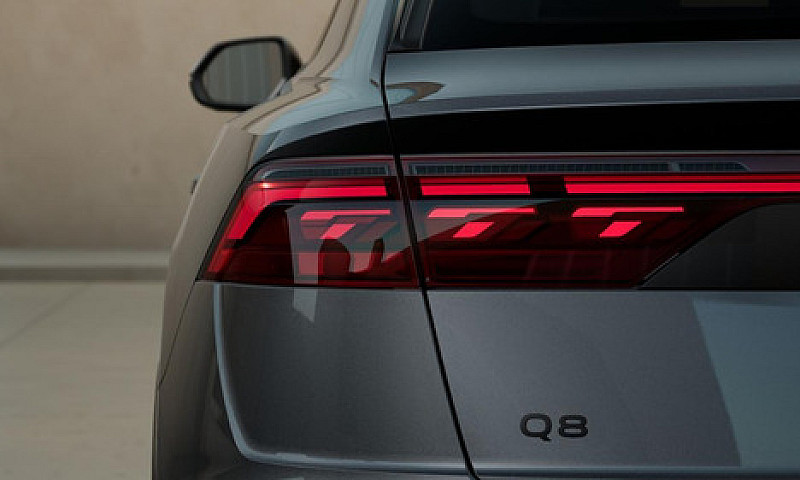 Audi Q8 Phev 60 Tfsi...