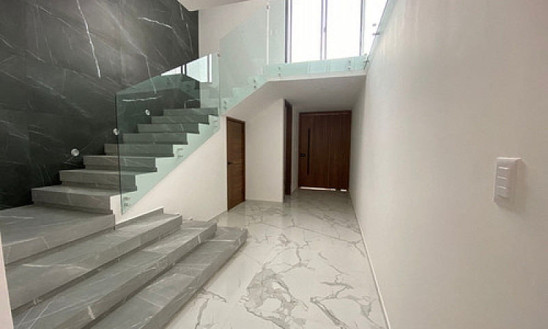 Moderna Casa En Vent...