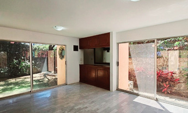 Casa En Venta En Cue...