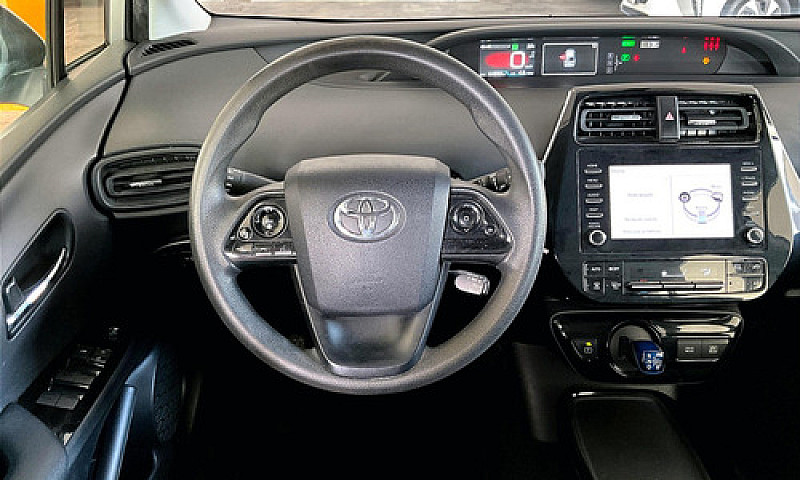 Toyota Prius 2020...
