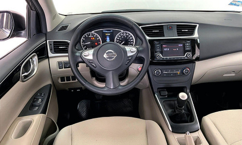 Nissan Sentra 2019...