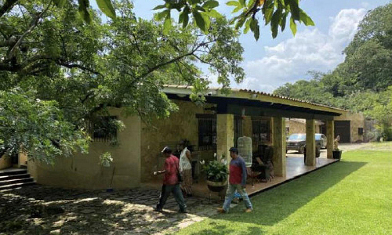 Casa En Venta En Tep...
