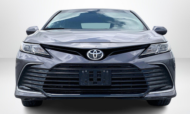 Toyota Camry 2021...