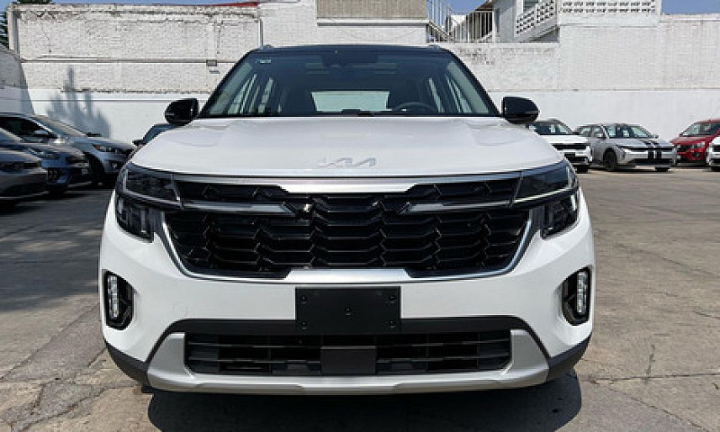 Kia Seltos 2024...