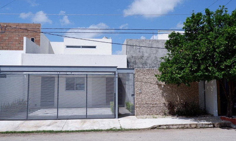 Casa De Una Planta E...