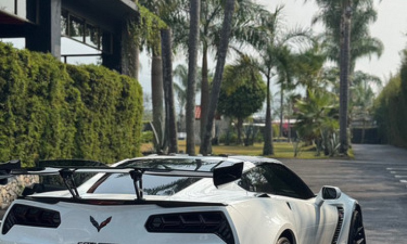 Chevrolet Corvette 6...