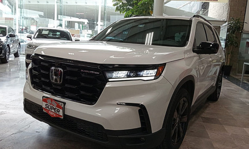 Honda Pilot 2023...