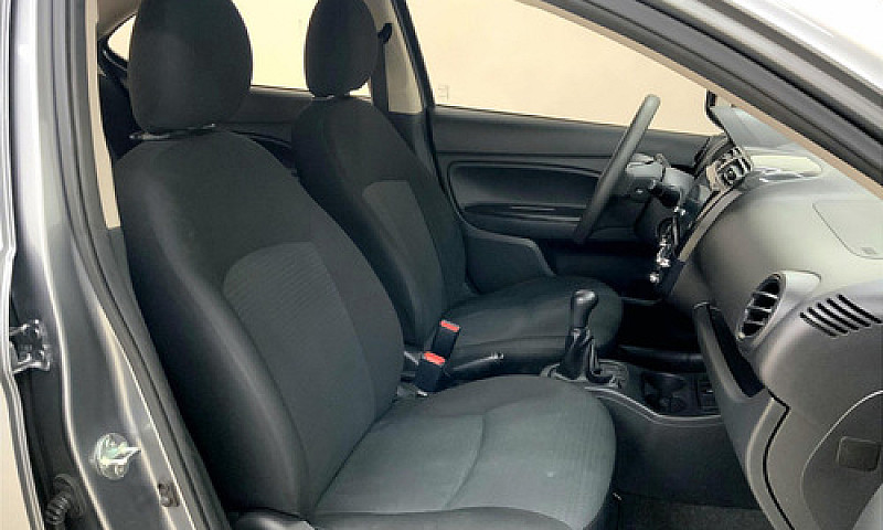 Mitsubishi Mirage 20...