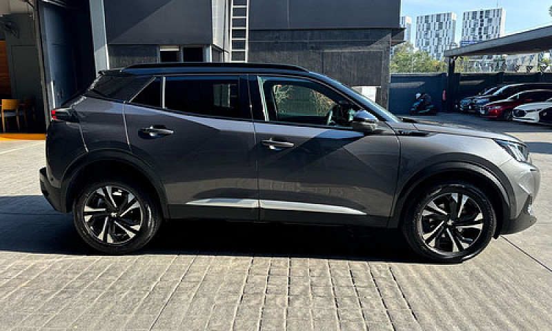 Peugeot 2008 2024...