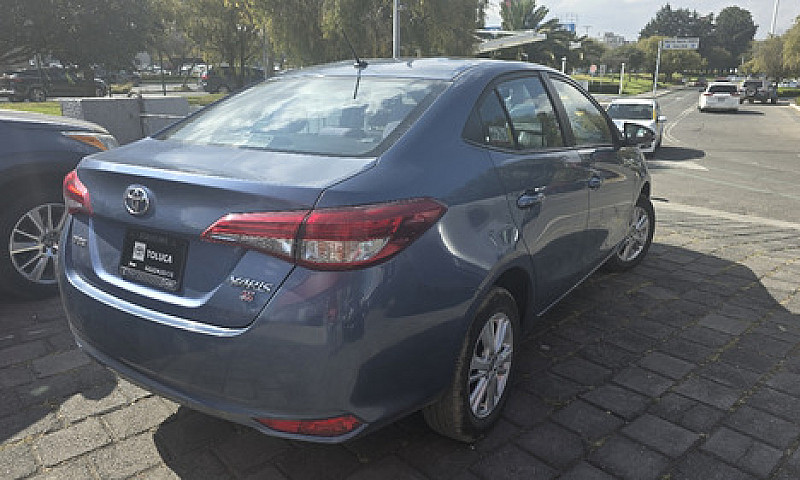 Toyota  Yaris  2020...