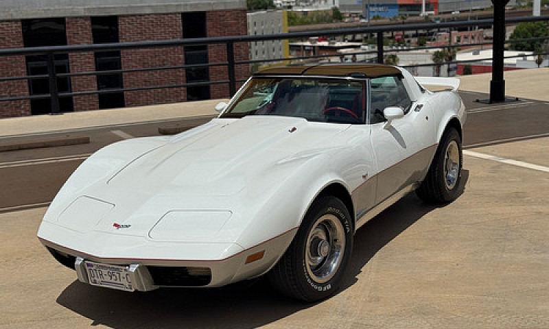 Chevrolet Corvette 1...