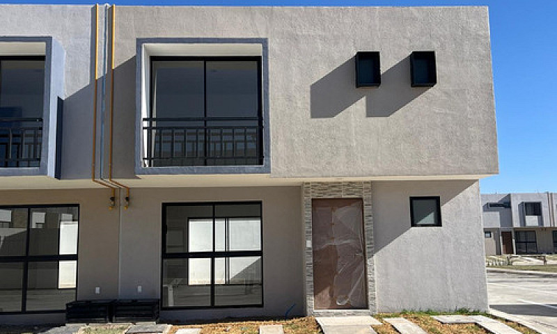 Casas Nuevas En Pach...