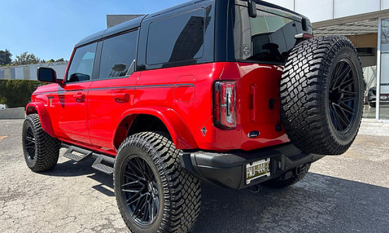 Ford  Bronco Suv  20...