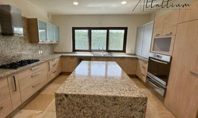 Casa En Venta En Cal...