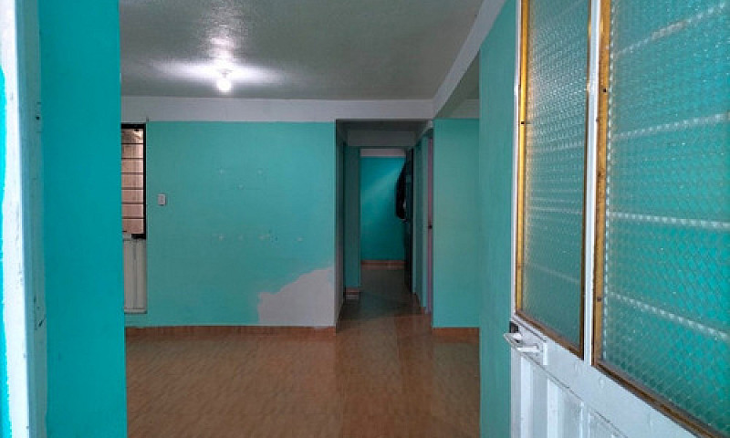En Venta, Bonita Cas...
